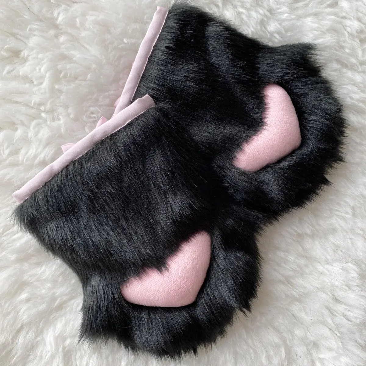 Furry handmade love pads close to the claws - Image 4